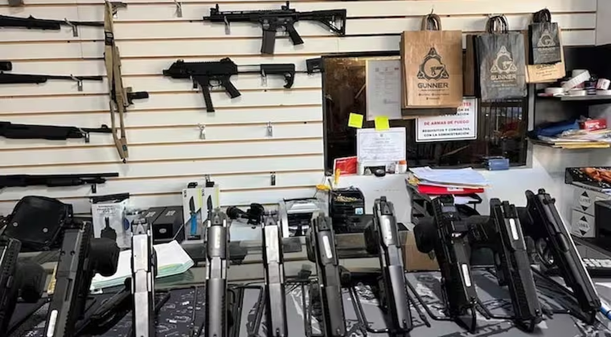 El permiso para manipular armas habilita desde los 18, pero con esta nueva ley se permitirá desde los 14 años, con fines deportivos. | GENTILEZA HOY DE PARAGUAY El permiso para manipular armas habilita desde los 18, pero con esta nueva ley se permitirá desde los 14 años, con fines deportivos. | GENTILEZA HOY DE PARAGUAY