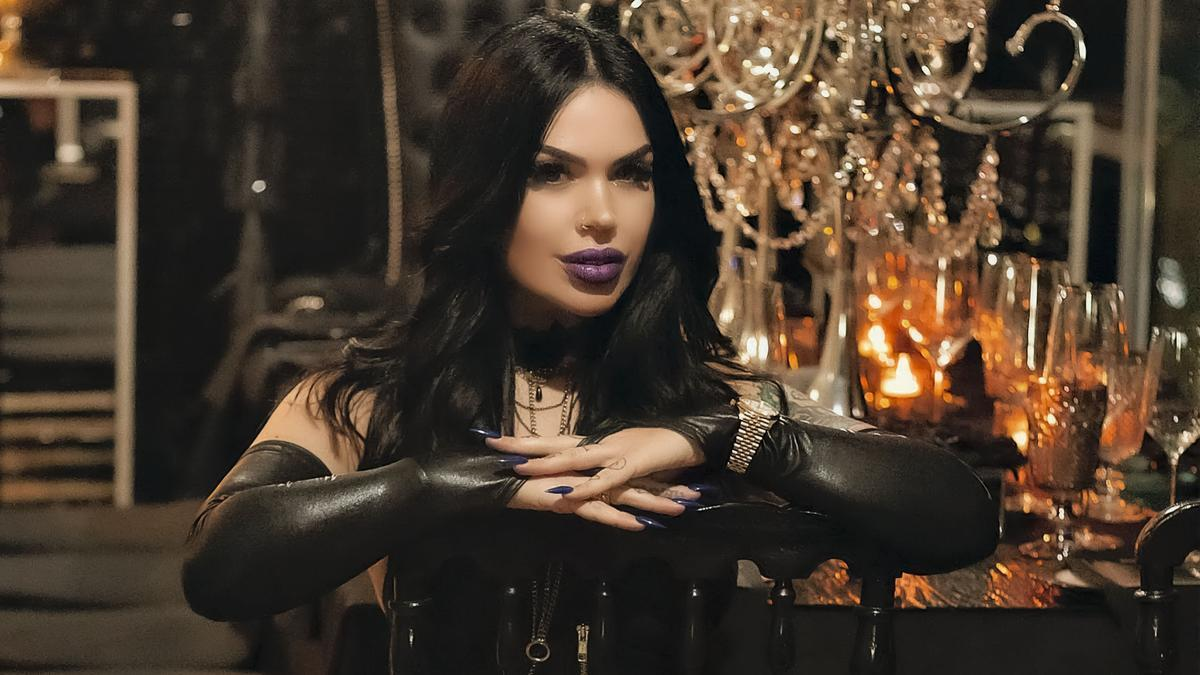 Sofía Clerici justificó su pedido de ingresar al blanqueo en que su trabajo de escirt no permite registración en la AFIP, motivo por el cual no puede justificar el origen del dinero. Sofía Clerici justificó su pedido de ingresar al blanqueo en que su trabajo de escirt no permite registración en la AFIP, motivo por el cual no puede justificar el origen del dinero.