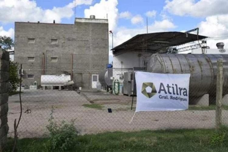 En una semana por bloqueo sindical se perdieron 5000 litros de leche 