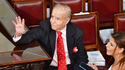 En días de inflación terrible, 2 años de Carlos Menem