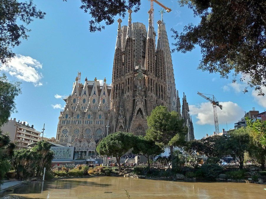 La culminación de la torre central de la Sagrada Família coincidirá con la visita del Papa León XIV, un momento histórico para Barcelona y para la obra de Gaudí.