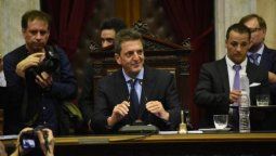 altText(Si se cumplen los dichos de Alberto F, se complicaría el funcionamiento en Diputados)}