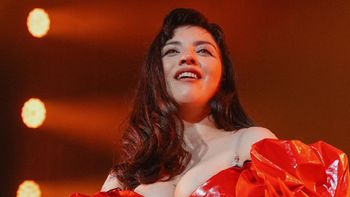 La pregunta indiscreta de Mon Laferte que enloqueció a un fanático en pleno recital. (Foto: monlaferte) La pregunta indiscreta de Mon Laferte que enloqueció a un fanático en pleno recital. (Foto: monlaferte)