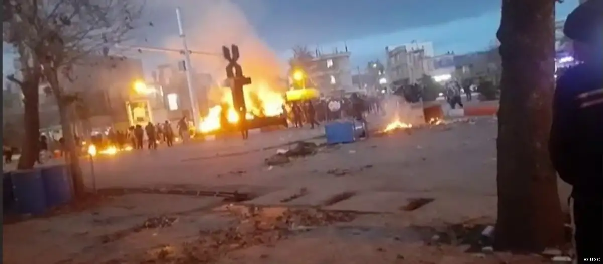 Al menos 35 muertos y 1200 detenidos tras diez días de disturbios en Irán | GENTILEZA DW Al menos 35 muertos y 1200 detenidos tras diez días de disturbios en Irán | GENTILEZA DW