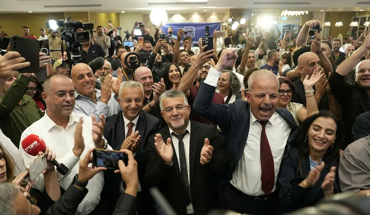 Festejo árabe en Israel. Festejo árabe en Israel.