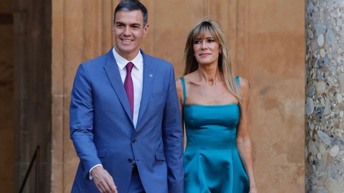 Pedro Sánchez y su esposa investigada Begoña Gómez.