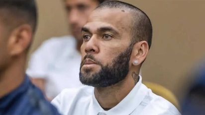 Dani Alves pagó € 1 M y quedó en libertad provisional