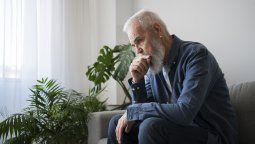 Es alarmante lo que un estudio ha encontrado sobre el tiempo de diagnóstico de demencia.
