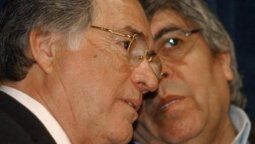 altText(Moyano y Barrionuevo se muestran en unidad en homenaje a Del Carril)}