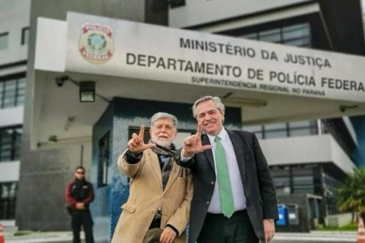 lula_y_alberto_f.jpg