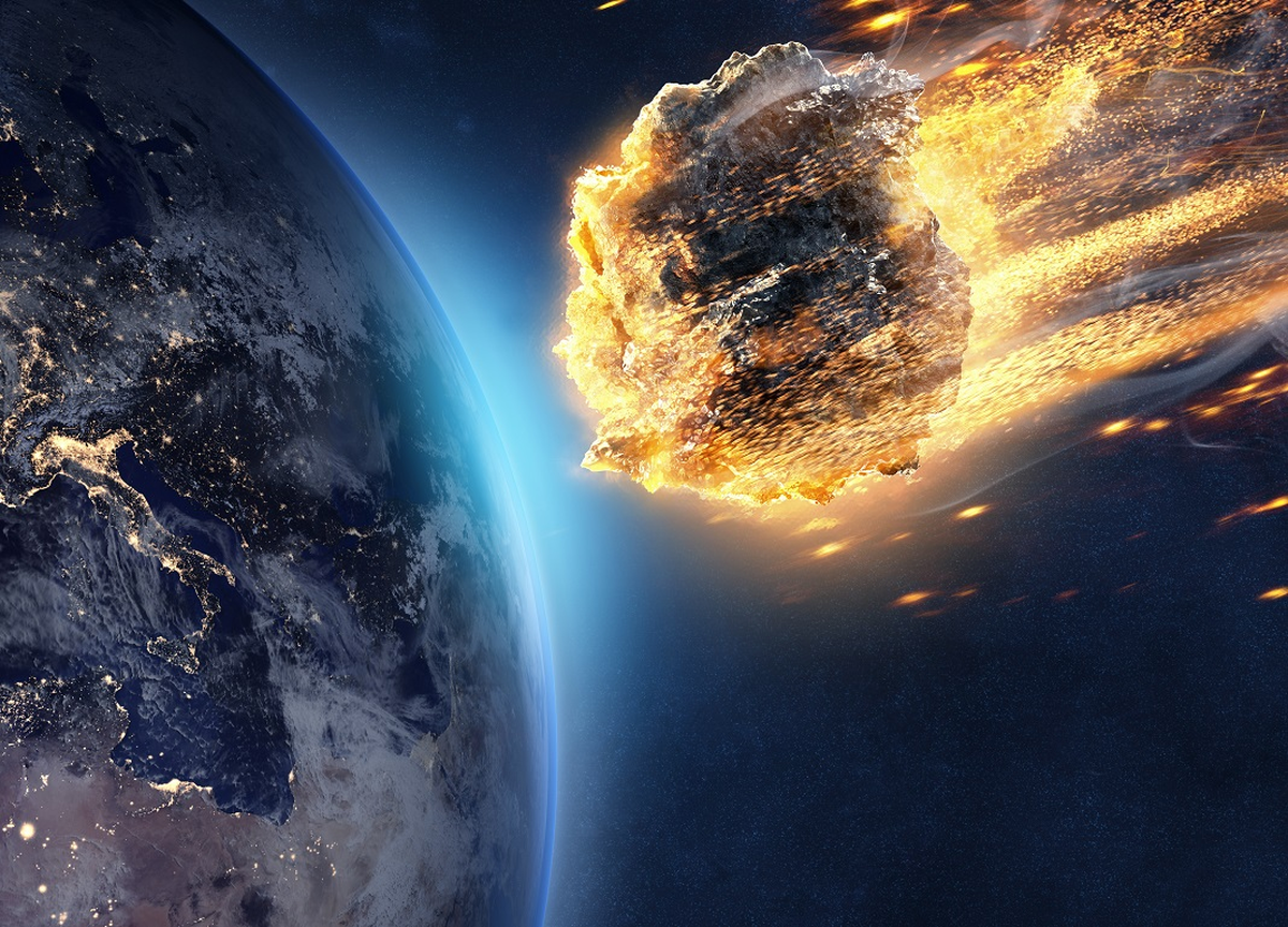 Un asteroide golpeará a la Tierra. Un asteroide golpeará a la Tierra.