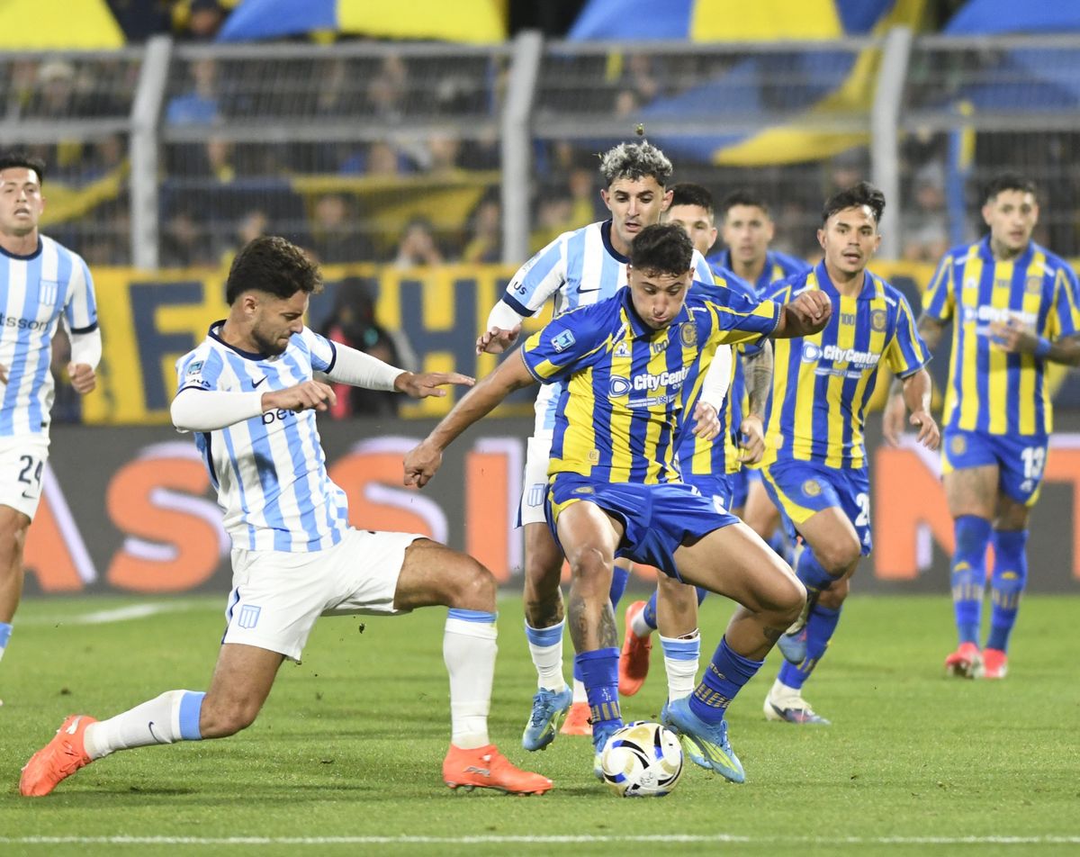 Rosario Central despachó a Racing y está en semis Rosario Central despachó a Racing y está en semis