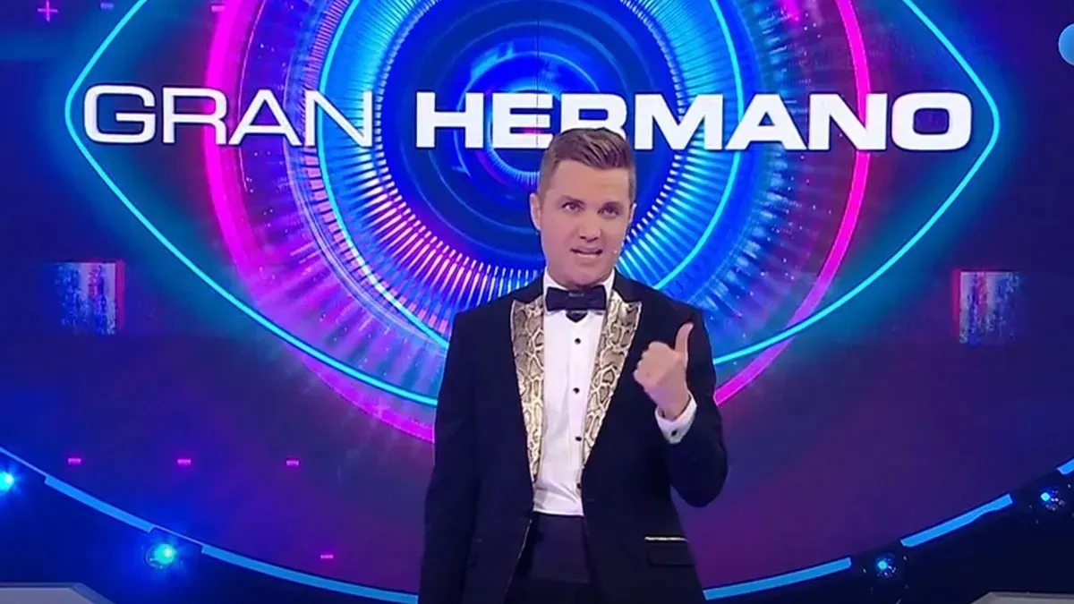 Santiago del Moro le dio un sermón a los jugadores de Gran Hermano. Santiago del Moro le dio un sermón a los jugadores de Gran Hermano.