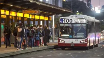 Paro general: Qué colectivos seguirán funcionando sí o sí