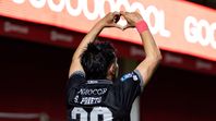 Sebastián Prieto festeja el gol ante Independiente Rivadavia que dejó a Argentinos Juniors igual que Boca