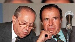 Carlos Corach y Carlos Menem en aquellos 90, cuando el peronismo se atrevió al cambio de paradigma económico.