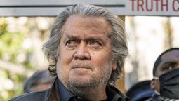Steve Bannon.