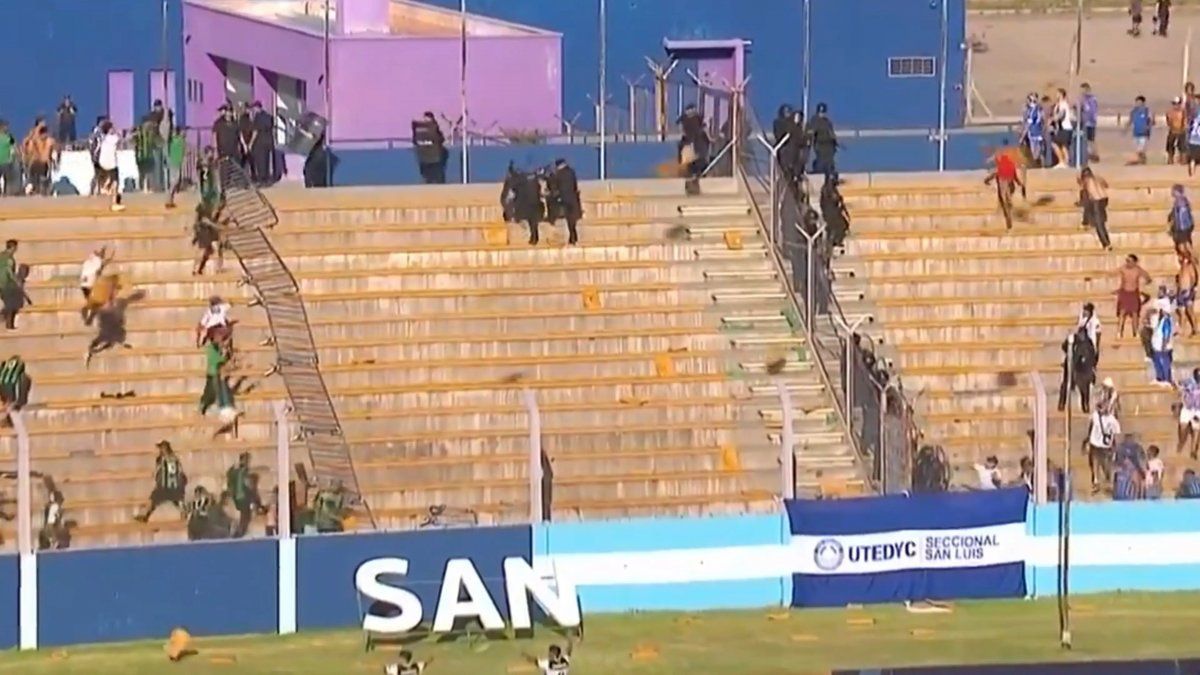 Incidentes en Godoy Cruz vs San Martín de San Juan