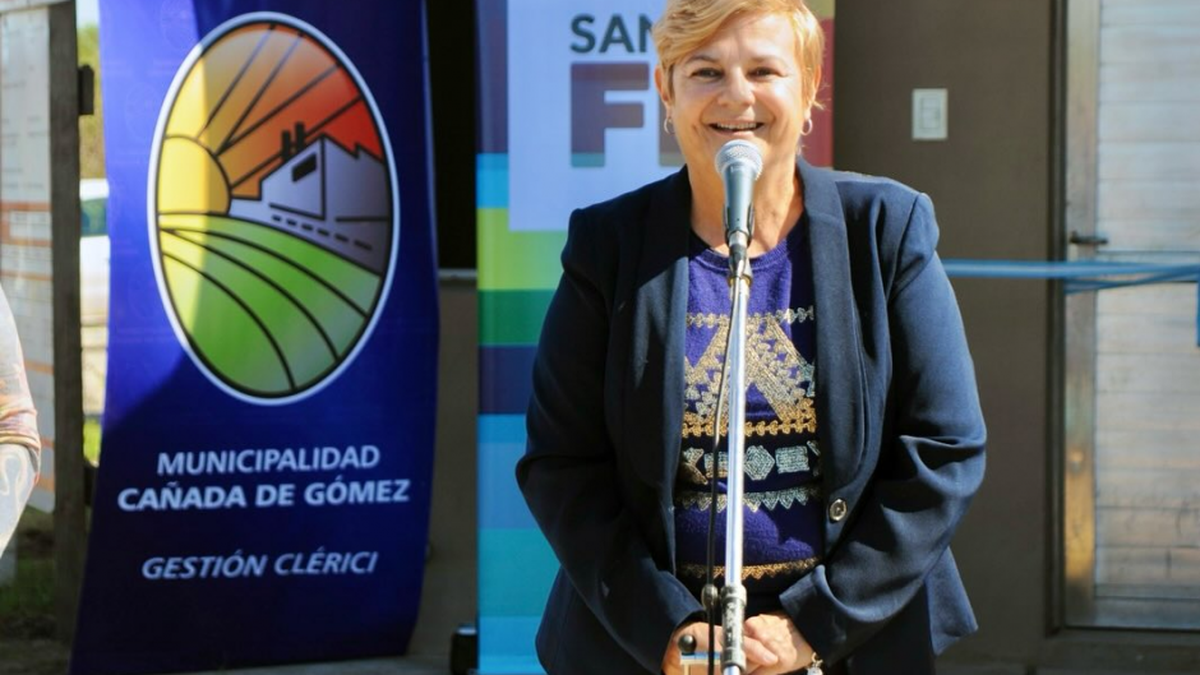 Stella Clerici fue intendente de Cañada de Gómez durante cinco mandatos consecutivos. Stella Clerici fue intendente de Cañada de Gómez durante cinco mandatos consecutivos.