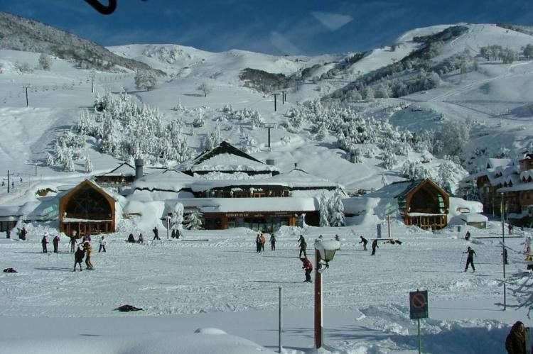 La intención sería mantener el valor del pase de esquí de la preventa. La intención sería mantener el valor del pase de esquí de la preventa.