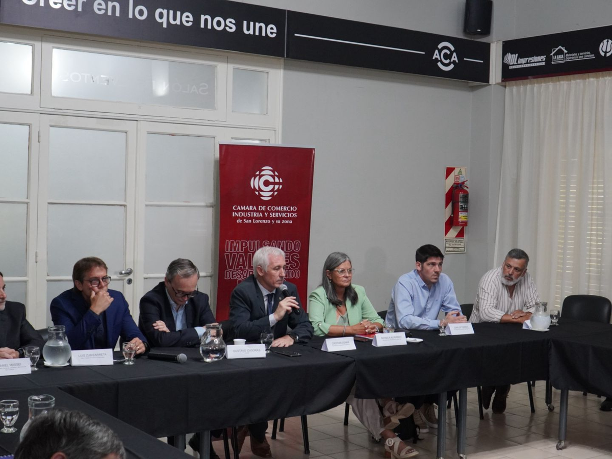 La Provincia lanzó un sistema inteligente que moderniza el acceso de camiones a los puertos. La Provincia lanzó un sistema inteligente que moderniza el acceso de camiones a los puertos.