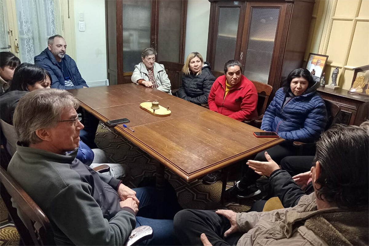 Unión entre la Iglesia y las organizaciones. Unión entre la Iglesia y las organizaciones.