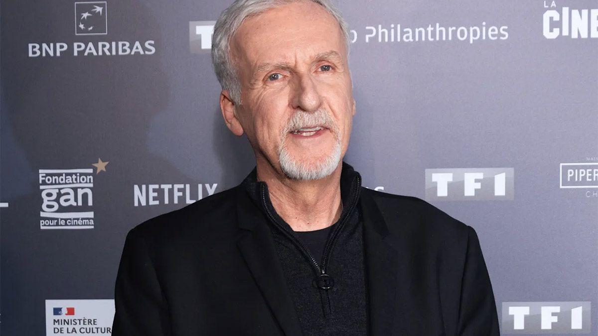 Laplataforma de contenidos Netflix avanza con la compra de los estudios de cine ytelevisión Warner Bros Discovery, explotó la bronca de James Cameron.