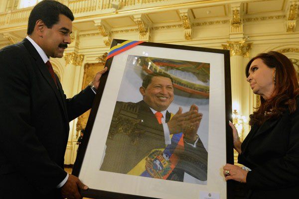 Nicolás Maduro y Cristina Fernández de Kirchner: Populismo demagógico latinoamericano.