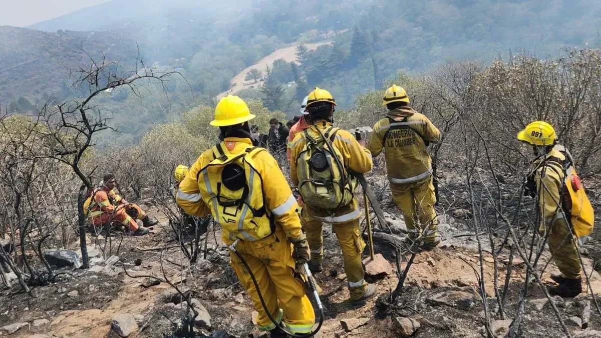 Continúa el fuego en Córdoba. Continúa el fuego en Córdoba. 