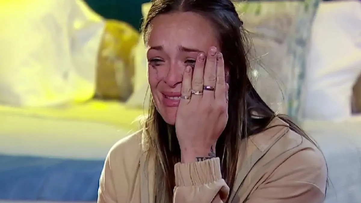 Agostina fue eliminada de Gran Hermano por 24 horas. Agostina fue eliminada de Gran Hermano por 24 horas.