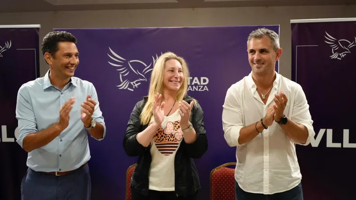 Los Milei ningunean a Adrián Núñez oficialmente pero los archivos son implacables Los Milei ningunean a Adrián Núñez oficialmente pero los archivos son implacables