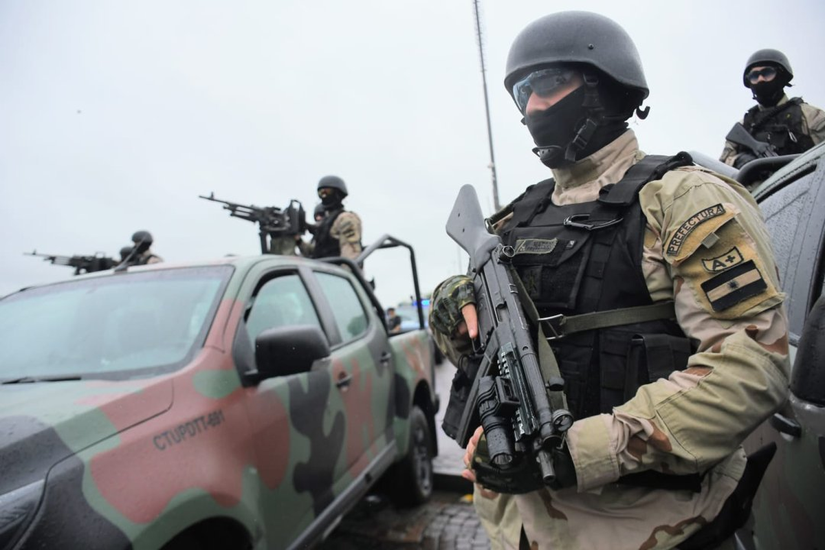 El Plan Bandera llegó a mediados de diciembre a Rosario. El Plan Bandera llegó a mediados de diciembre a Rosario.