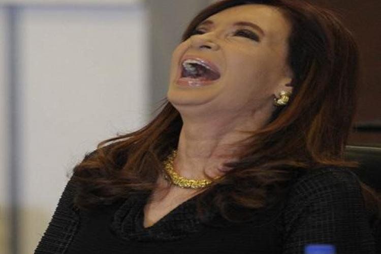 Cristina descargó en 10 tuits seguidos su razón en el acuerdo con Irán.