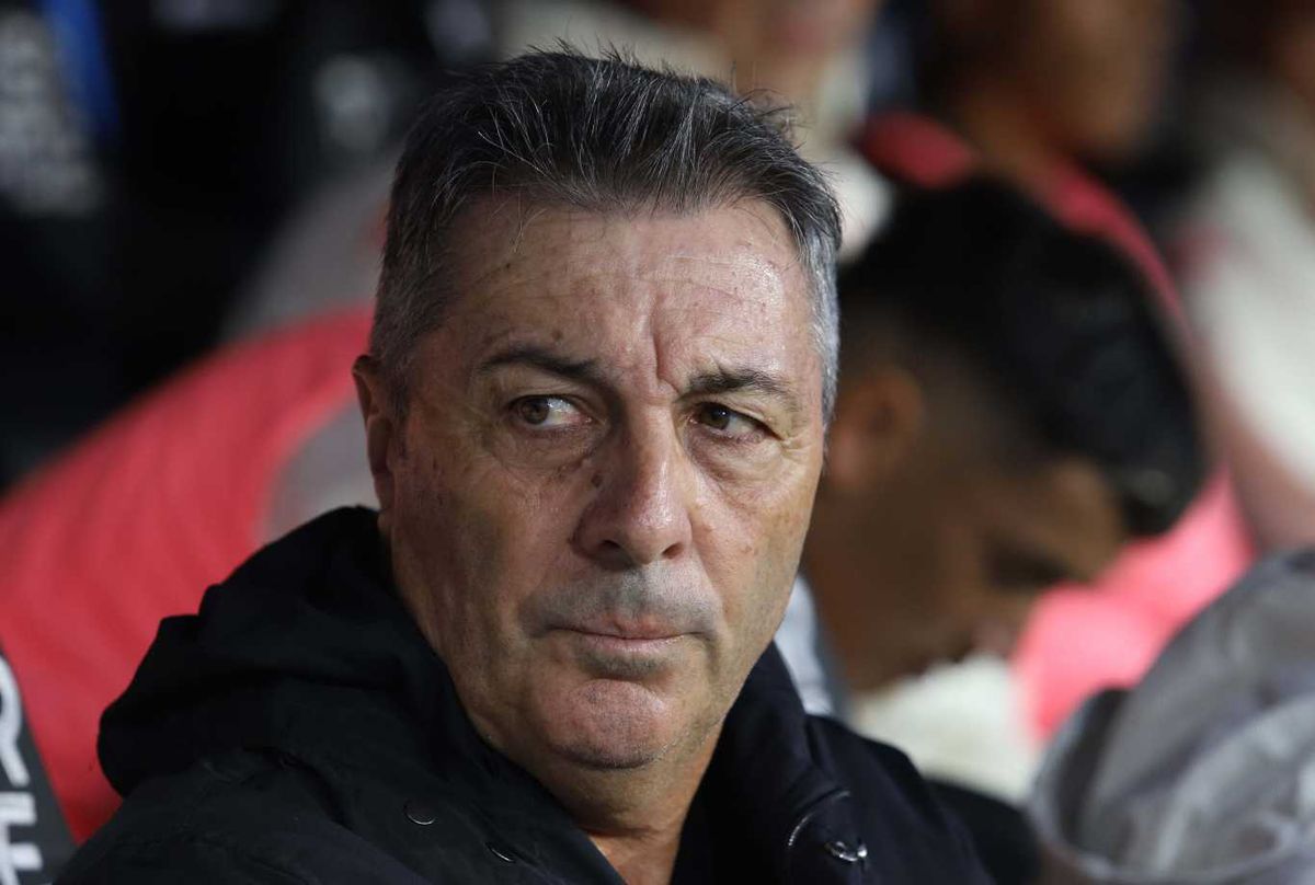 Frank Darío Kudelka tomó el fierro caliente en Newell's Frank Darío Kudelka tomó el fierro caliente en Newell's