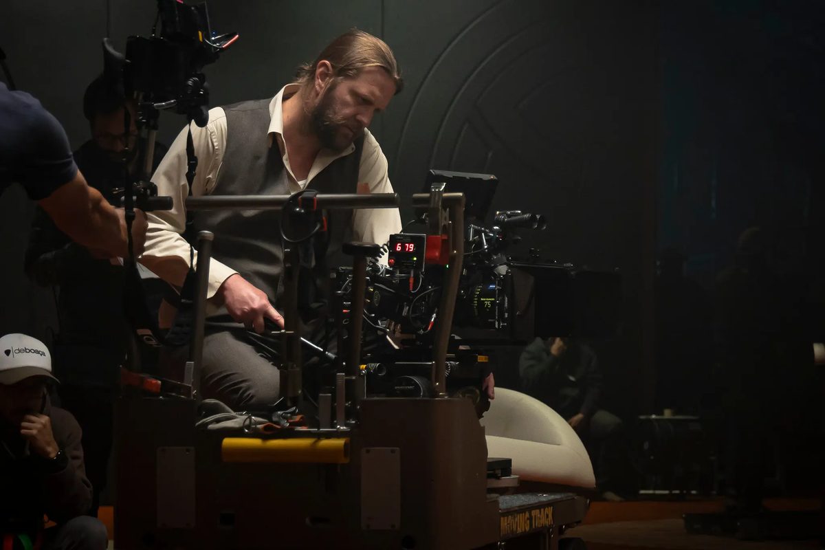 Netflix había apostado por Carl Rinsch, director del fracaso total '47 Ronin', para que liderara el proyecto 'Conquest'. Lo cierto es que no terminó un episodio y la serie se vino abajo. Netflix había apostado por Carl Rinsch, director del fracaso total '47 Ronin', para que liderara el proyecto 'Conquest'. Lo cierto es que no terminó un episodio y la serie se vino abajo.
