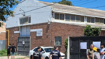 Neumáticos: Crece el conflicto por la fábrica que cerró y despidió a todo su personal