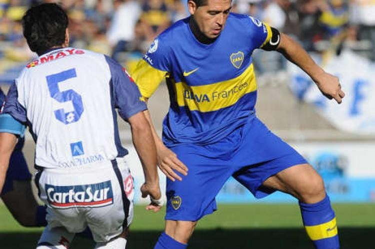 Boca Juniors le ganó por penales a Merlo, y Canal 7 festejó el rating.
