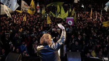 Javier Milei mueve multitudes. Carlos Maslatón, procede. Javier Milei mueve multitudes. Carlos Maslatón, procede.