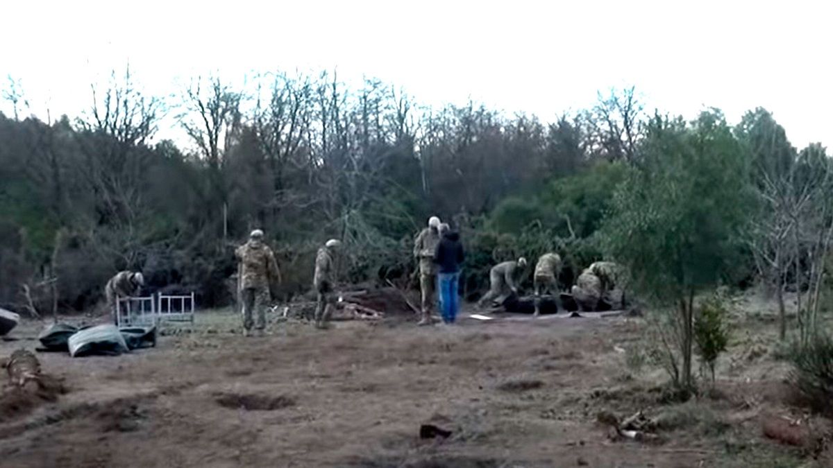 Tierras del Ejercito Argentino que fueron tomadas por los Mapuches, reclamo del Procurador, Eduardo Casal