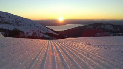 La ola polar dejó sin nieve a Bariloche y el Catedral encendió máquinas, pero no alcanza para todos