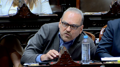 Fernando Iglesias consiguió una embajada (y arde X)