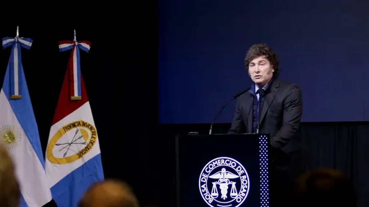 El mandatario participará por tercer año consecutivo del acto aniversario de la entidad rosarina. El mandatario participará por tercer año consecutivo del acto aniversario de la entidad rosarina.