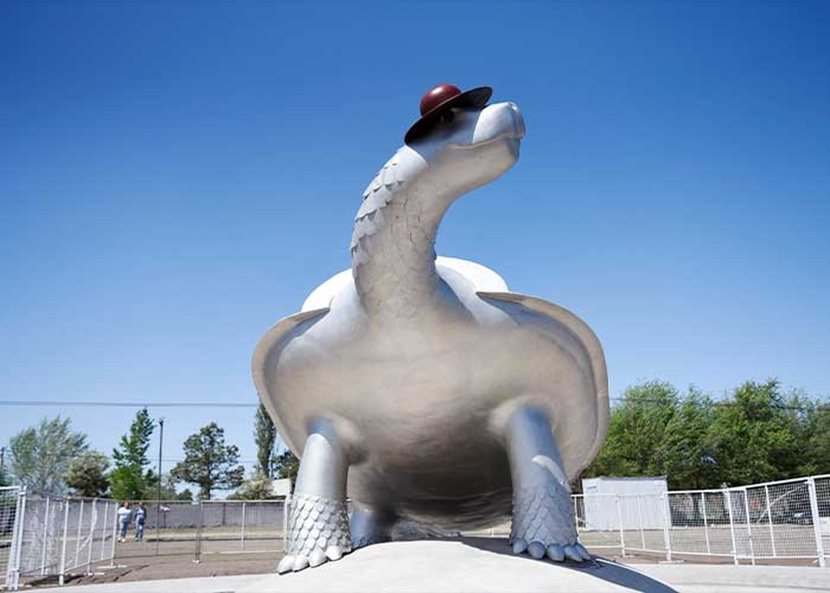 El monumento a la tortuga Manuelita en Pehuajó. (Foto: Gobierno de Buenos Aires). El monumento a la tortuga Manuelita en Pehuajó. (Foto: Gobierno de Buenos Aires).