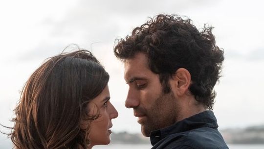 La miniserie que todos aclaman en Netflix. La miniserie que todos aclaman en Netflix.