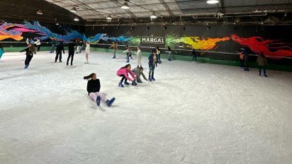 Una pista de hielo en Buenos Aires para entretenerse en familia