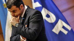 altText('El charro' Galuccio le ganó a YPF y a los W, y se quedó con activos de gigante chino)}