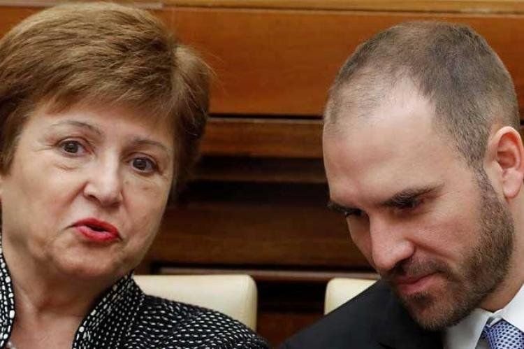 Las primeras negociaciones del nuevo gobierno con el FMI comenzaron a generar señales importantes para el mercado.