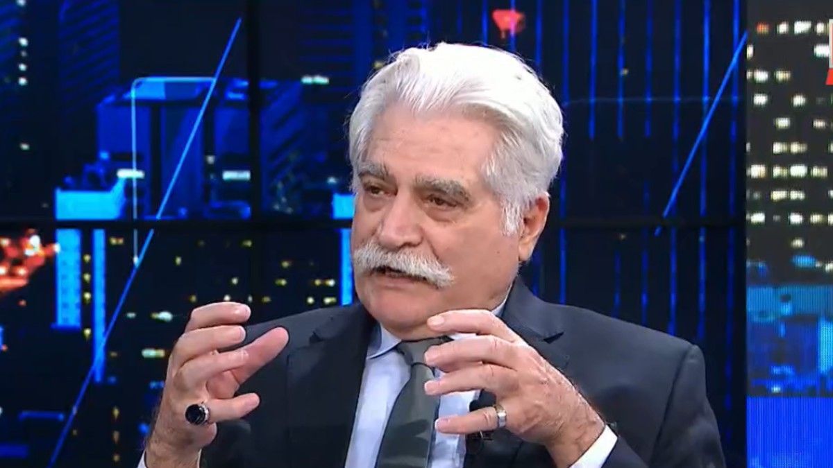 El escritor Jorge As&iacute;s afirma que Alberto Fern&aacute;ndez dijo que el &ldquo;estilo epistolar&rdquo; de Cristina Fern&aacute;ndez &ldquo;le quit&oacute; 10 puntos al Frente de Todos&rdquo; en las elecciones.
