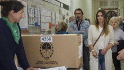 altText(Escándalo en Santa Fe: Bajan la candidatura de Amalia Granata)}