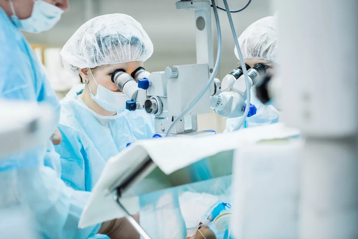 Gracias a los avances en medicina de precisión y genómica, la oncología logró dar un salto importante hacia el futuro en combatir y prevenir el cáncer. Gracias a los avances en medicina de precisión y genómica, la oncología logró dar un salto importante hacia el futuro en combatir y prevenir el cáncer.